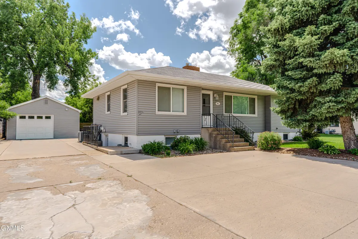 311 Bowen Avenue W, Bismarck, ND 58504 - #1