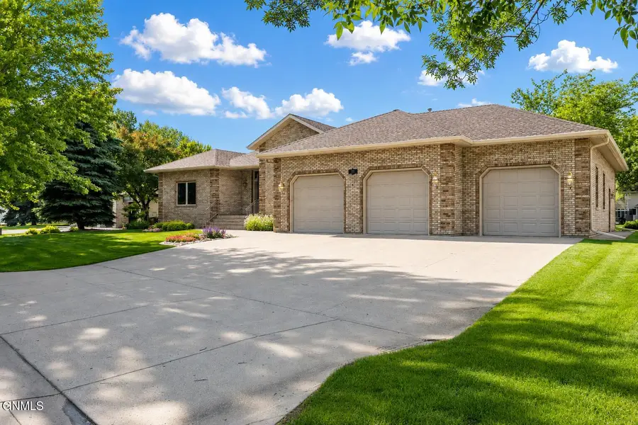 1512 Mutineer Place, Bismarck, ND 58504 - #3