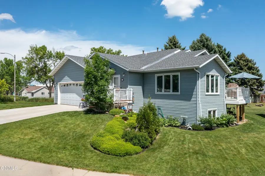 3851 Montreal Street, Bismarck, ND 58503 - #2