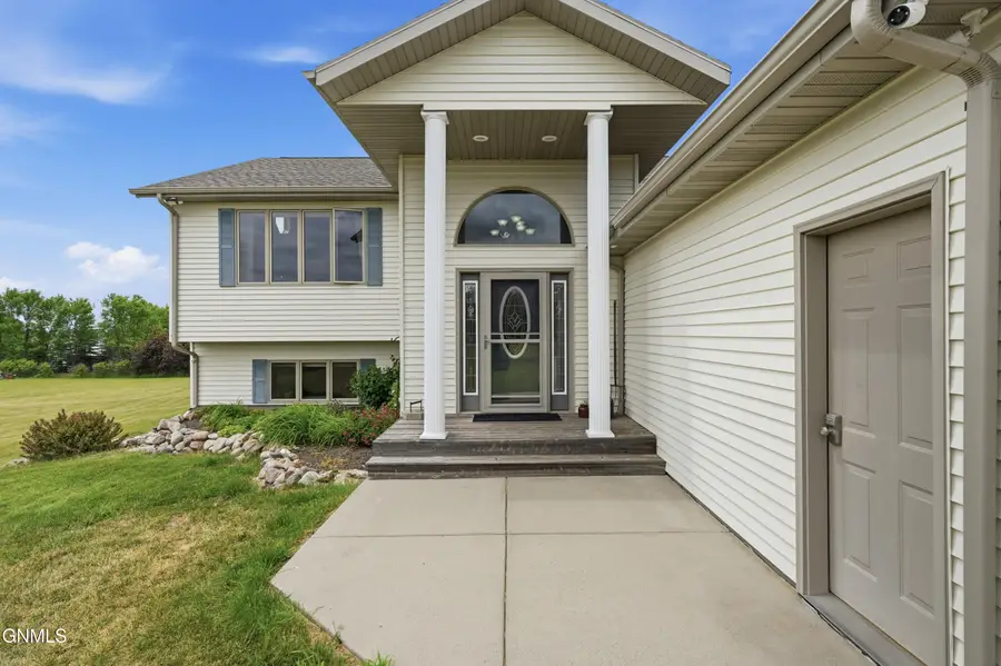 7020 Endicott Drive, Bismarck, ND 58503 - #3