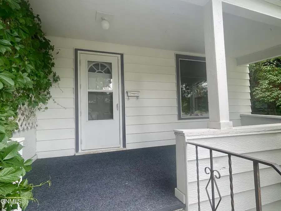 719 3rd Street Se, Jamestown, ND 58401 - #2