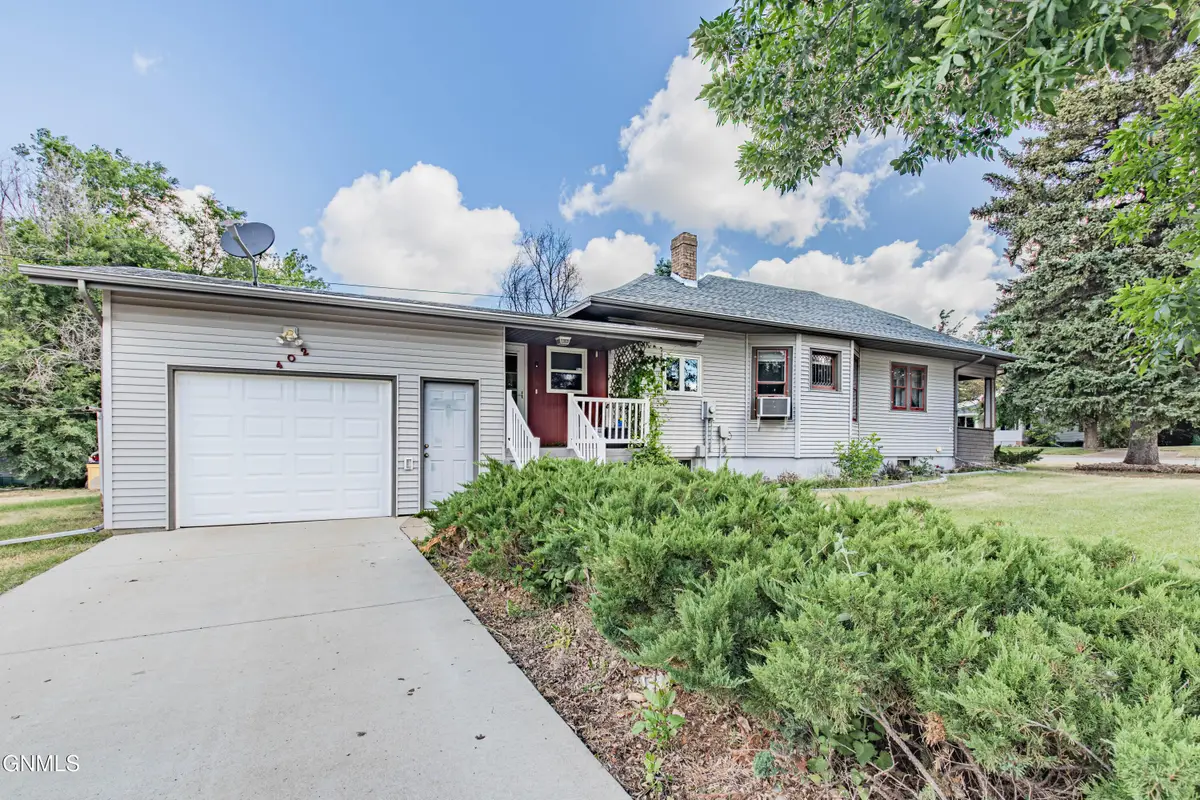 402 5th Street N, New Salem, ND 58563 - #1