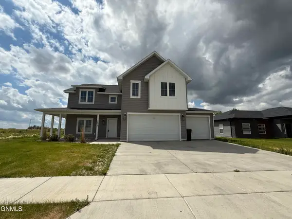 1815 36th Avenue W, Williston, ND 58801