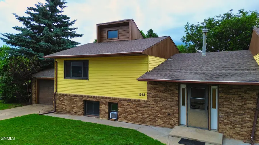 1216 24th Street W, Williston, ND 58801 - #3