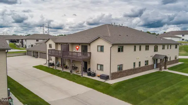 3401 Sharloh Place #2, Bismarck, ND 58501