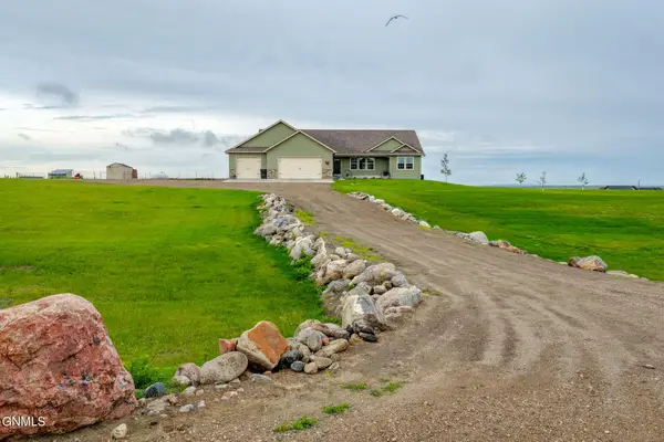 14760 Lambert Street, Williston, ND 58801