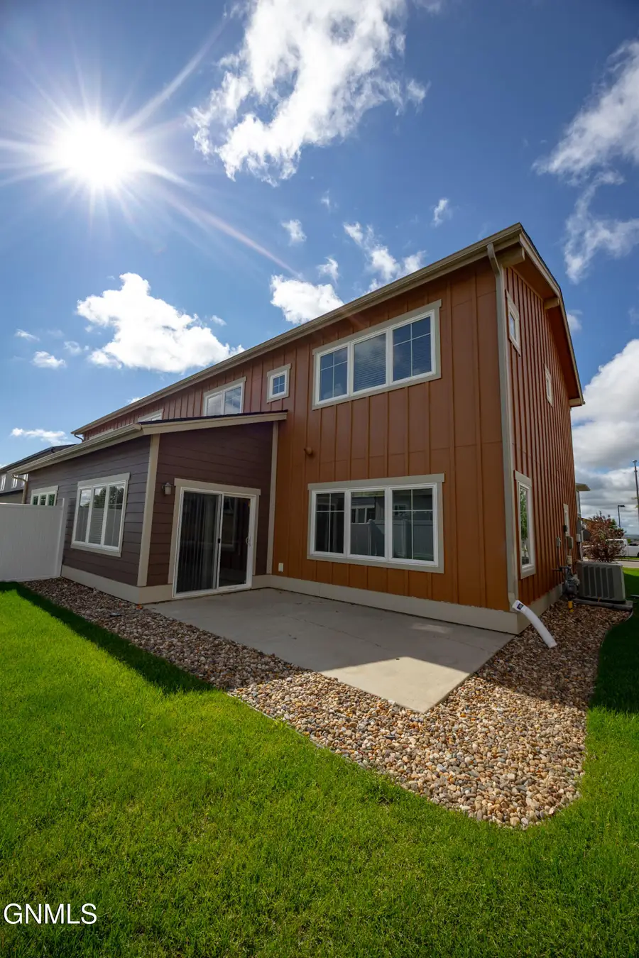 2710 27th Street W, Williston, ND 58801 - #2