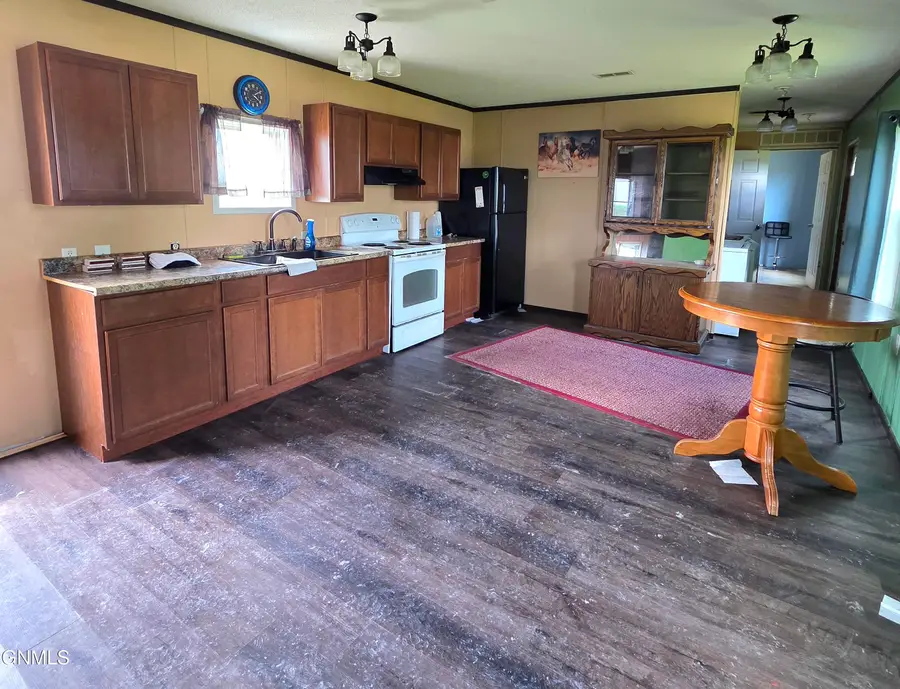 4331 81st Avenue Se, Jamestown, ND 58401 - #3