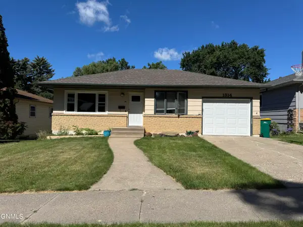 1314 17th Street, Bismarck, ND 58501