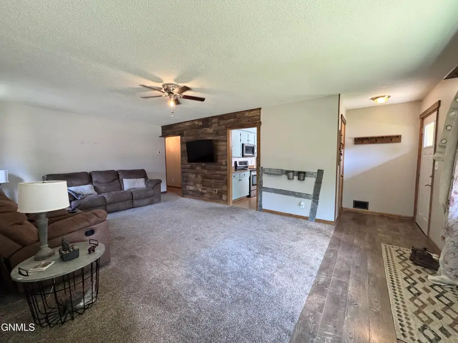 1314 17th Street, Bismarck, ND 58501 - #2