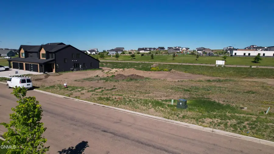 4304 Kites Lane, Bismarck, ND 58503 - #3