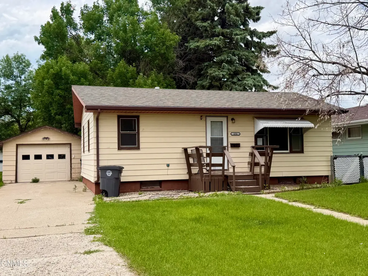 406 Roosevelt Avenue Ne, Bowbells, ND 58721 - #1
