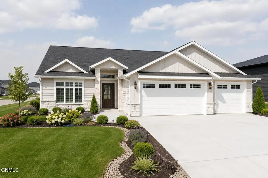 4002 Valley Drive, Bismarck, ND 58503 - #2
