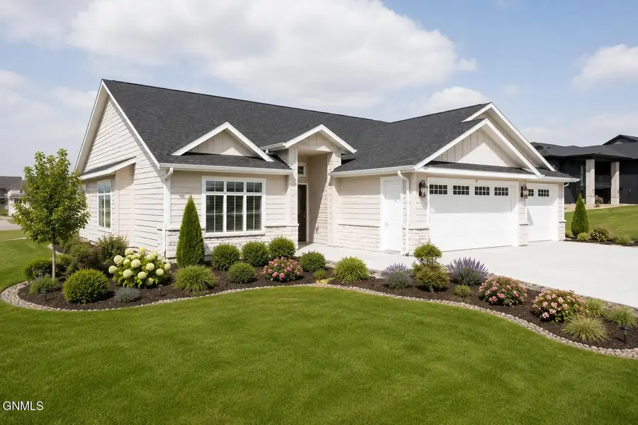 4002 Valley Drive, Bismarck, ND 58503 - #3