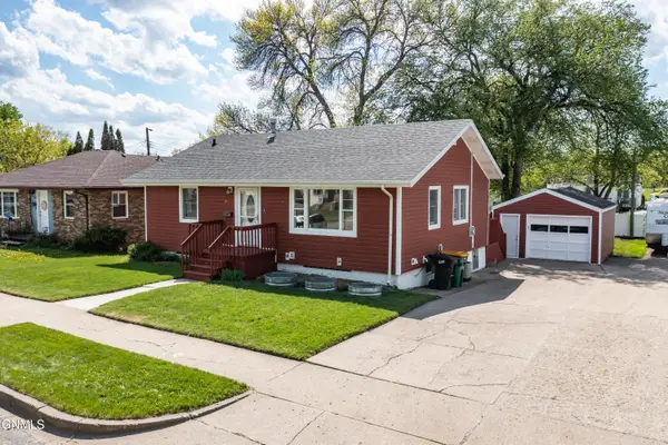 914 Curtis Street, Bismarck, ND 58501