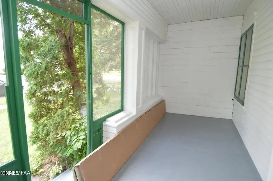 611 Walsh Street, Crookston, MN 56716 - #2