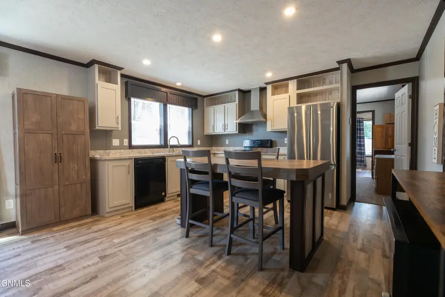 101 Northwest Drive, Bismarck, ND 58504 - #2