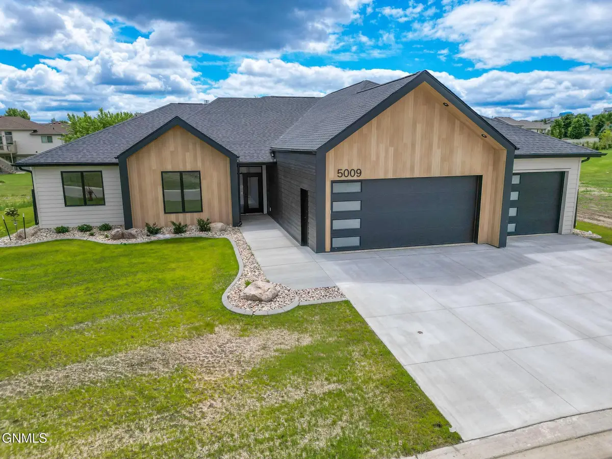 5009 Helsinki Lane, Bismarck, ND 58503 - #1