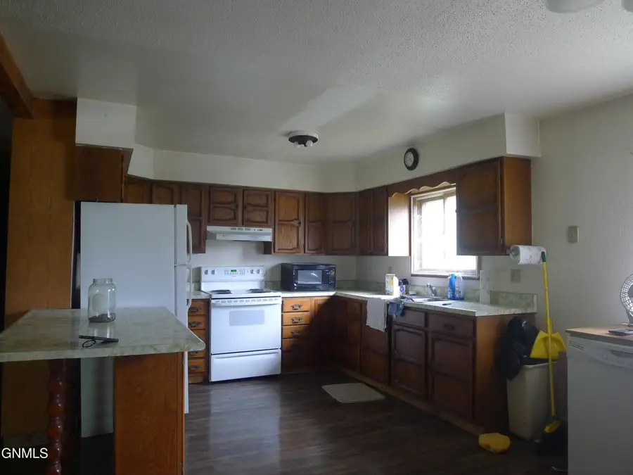 507 Lyon Street, Stanton, ND 58571 - #3