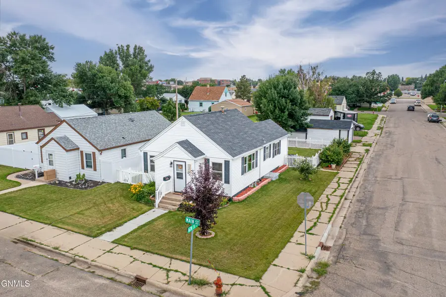 1521 Main Street, Williston, ND 58801 - #3