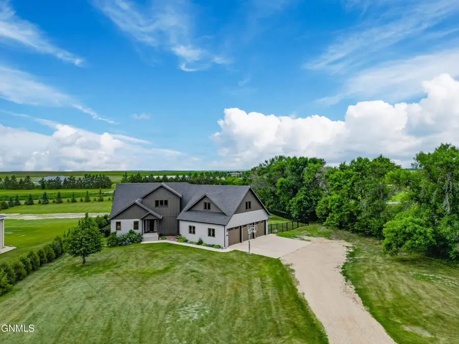8317 Harvest Hills Drive, Bismarck, ND 58503 - #2