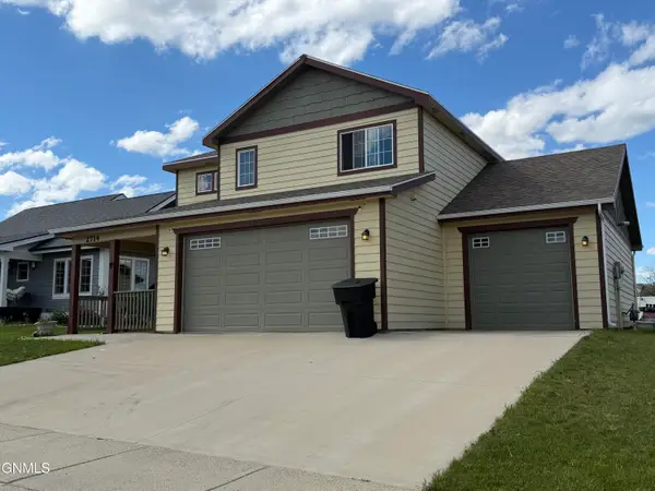2714 Chokecherry Street, Williston, ND 58801
