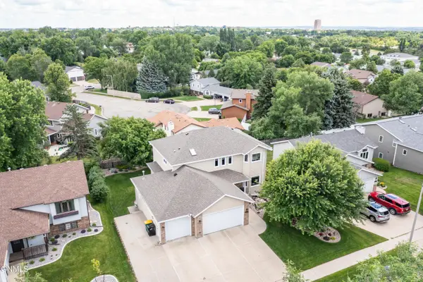 2621 Ithica Drive, Bismarck, ND 58503
