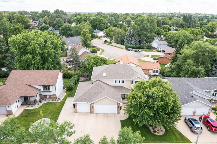 2621 Ithica Drive, Bismarck, ND 58503 - #2