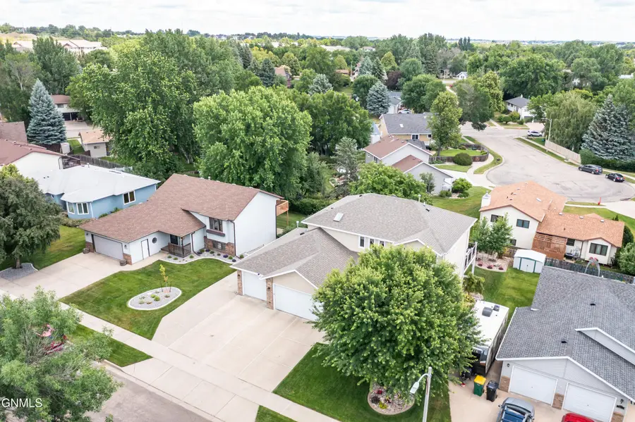 2621 Ithica Drive, Bismarck, ND 58503 - #3