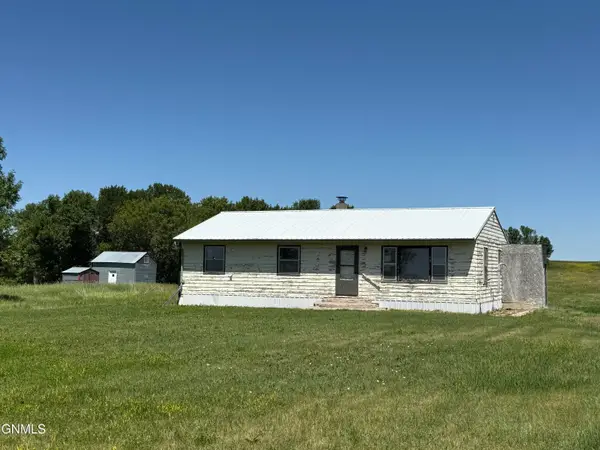 6980 77th Street Nw, Donnybrook, ND 58734