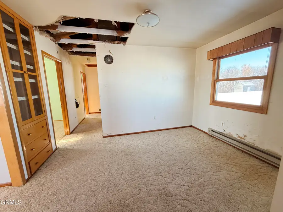 6980 77th Street Nw, Donnybrook, ND 58734 - #3
