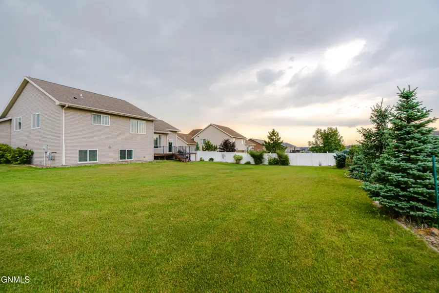 4819 Feldspar Drive, Bismarck, ND 58503 - #2