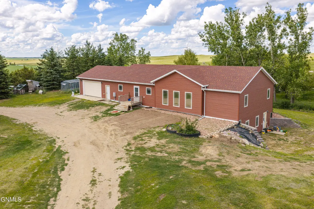 2730 58th Avenue Sw, Beulah, ND 58523 - #1