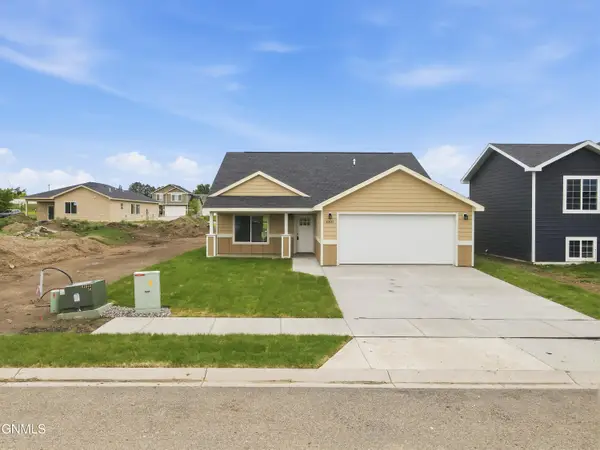 1307 23rd Street E, Williston, ND 58801