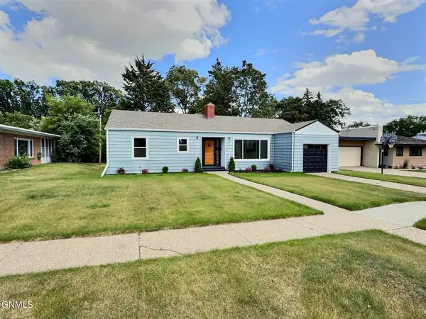 1023 Mandan Street, Bismarck, ND 58501