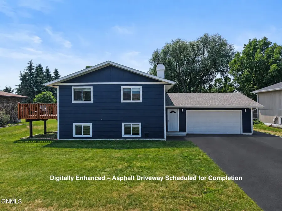 1707 4th Street Ne, Mandan, ND 58554 - #2