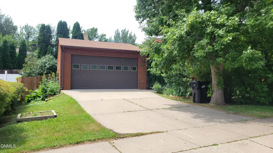 1230 Coulee Road, Bismarck, ND 58501 - #3