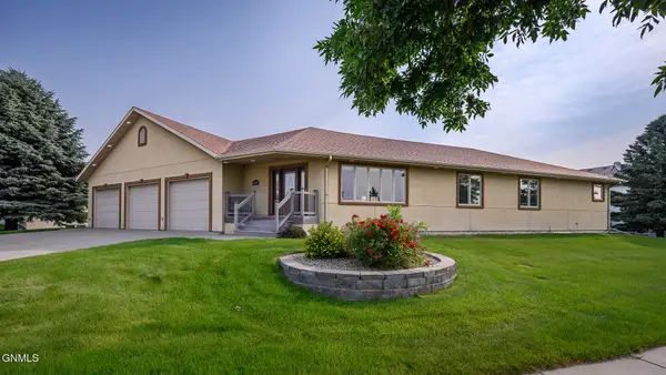2781 Promontory Drive, Bismarck, ND 58503