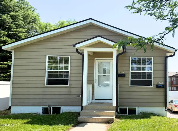 516 University Avenue, Williston, ND 58801