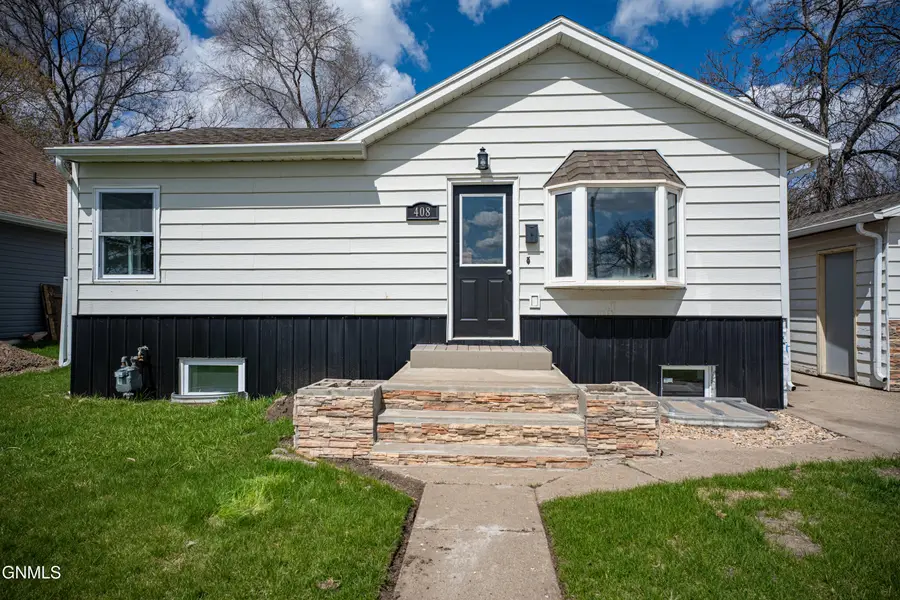 408 Mason Avenue, Bismarck, ND 58501 - #2