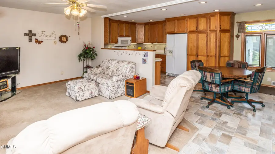 707 Albany Drive, Bismarck, ND 58504 - #3