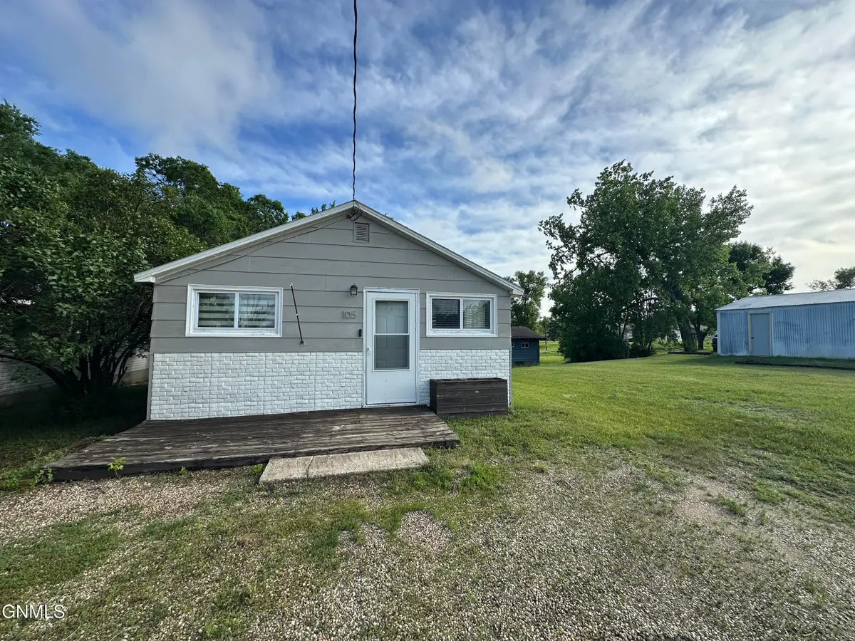 105 School Street Se, Medina, ND 58467 - #1