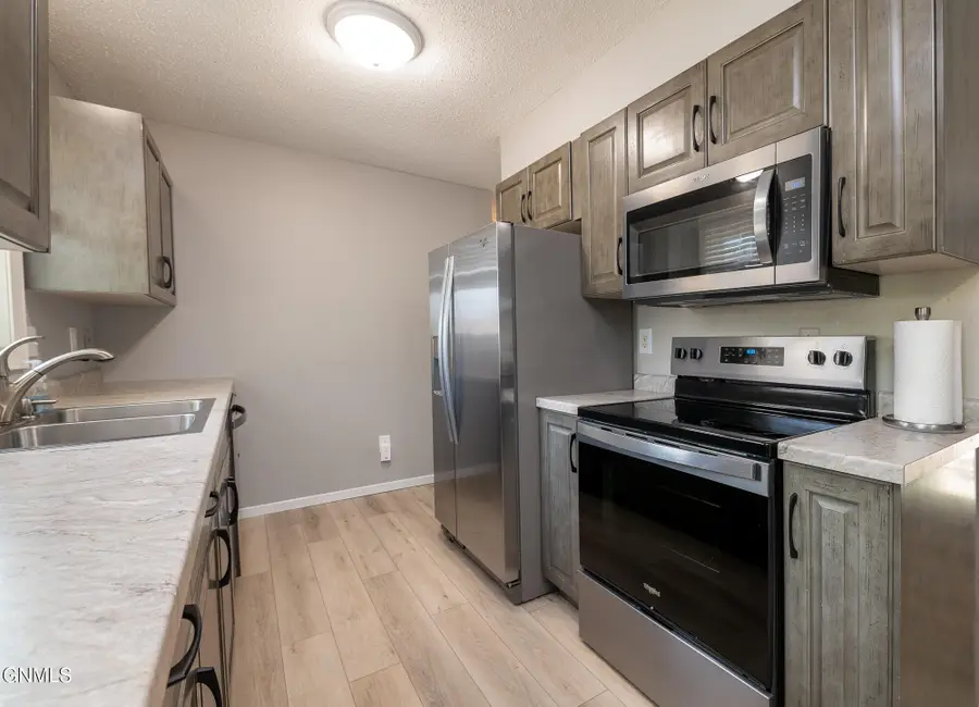 601 Ash Avenue W, Glen Ullin, ND 58631 - #3