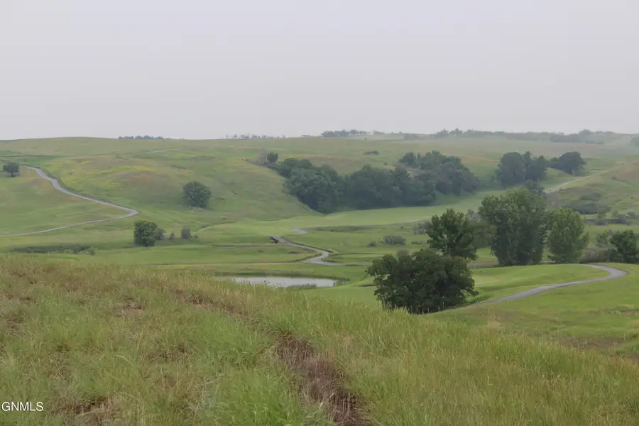 8405 Nicklaus Drive, Bismarck, ND 58503 - #3