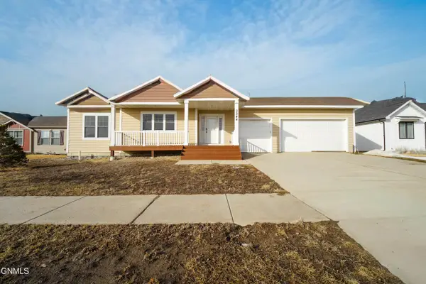 3344 32nd Street W, Williston, ND 58801