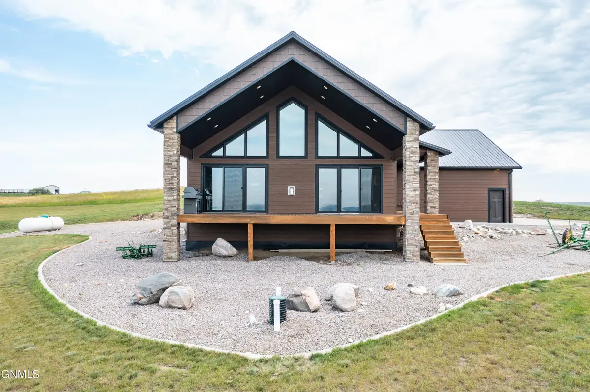 13630 34th Street Nw, Bismarck, ND 58503 - #1