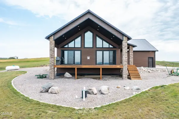 13630 34th Street Nw, Bismarck, ND 58503