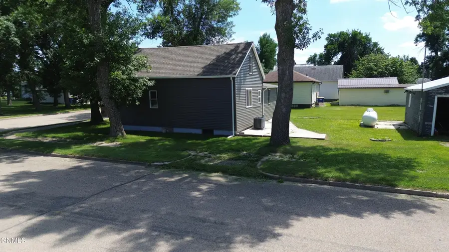 101 3rd Avenue Se, Kulm, ND 58456 - #3
