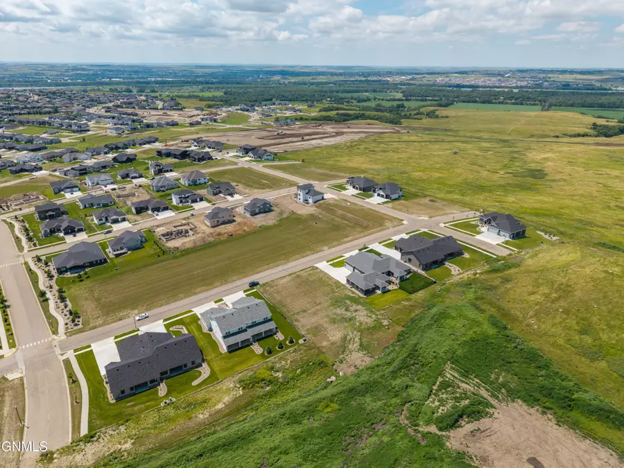 2012 Prairie Hawk Drive, Bismarck, ND 58503 - #3