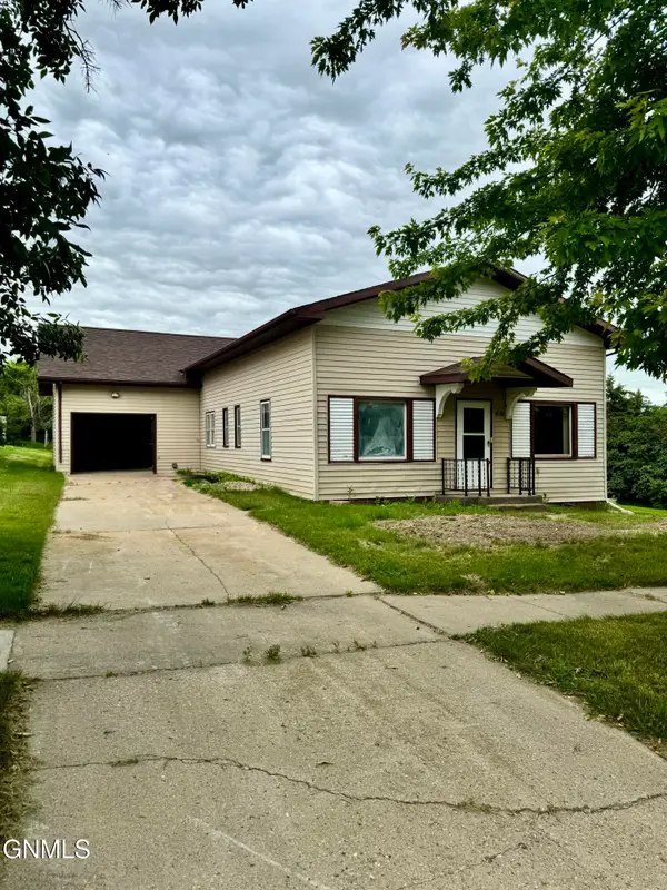 410 1st Street Nw, Parshall, ND 58770